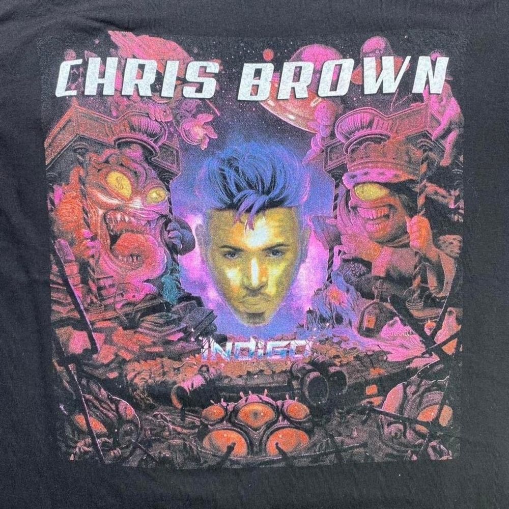 Chris Brown - 2019 Indigo tour music concert shirt